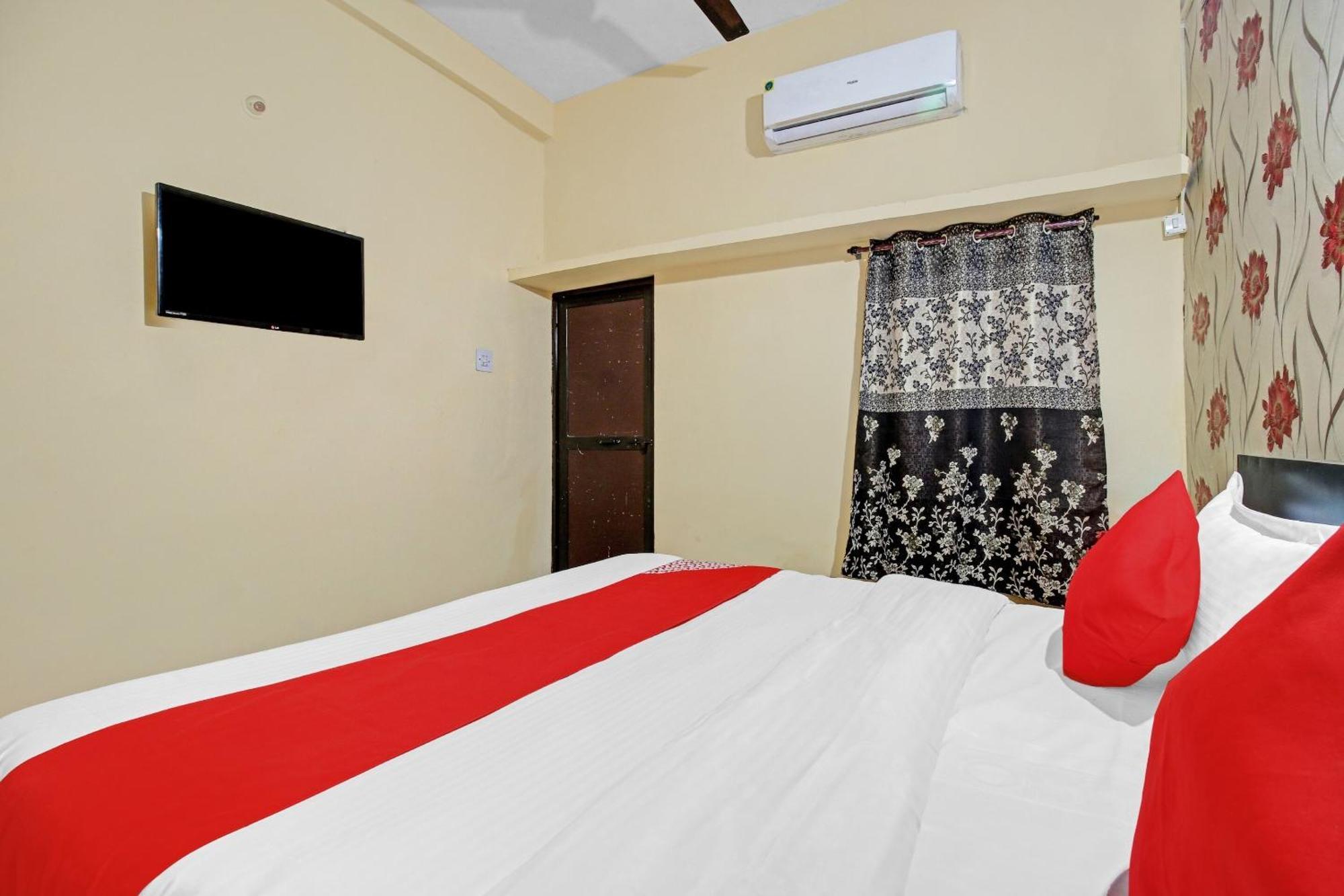 Capital O 85877 Hotel Red N Blue Bhopal Exterior foto