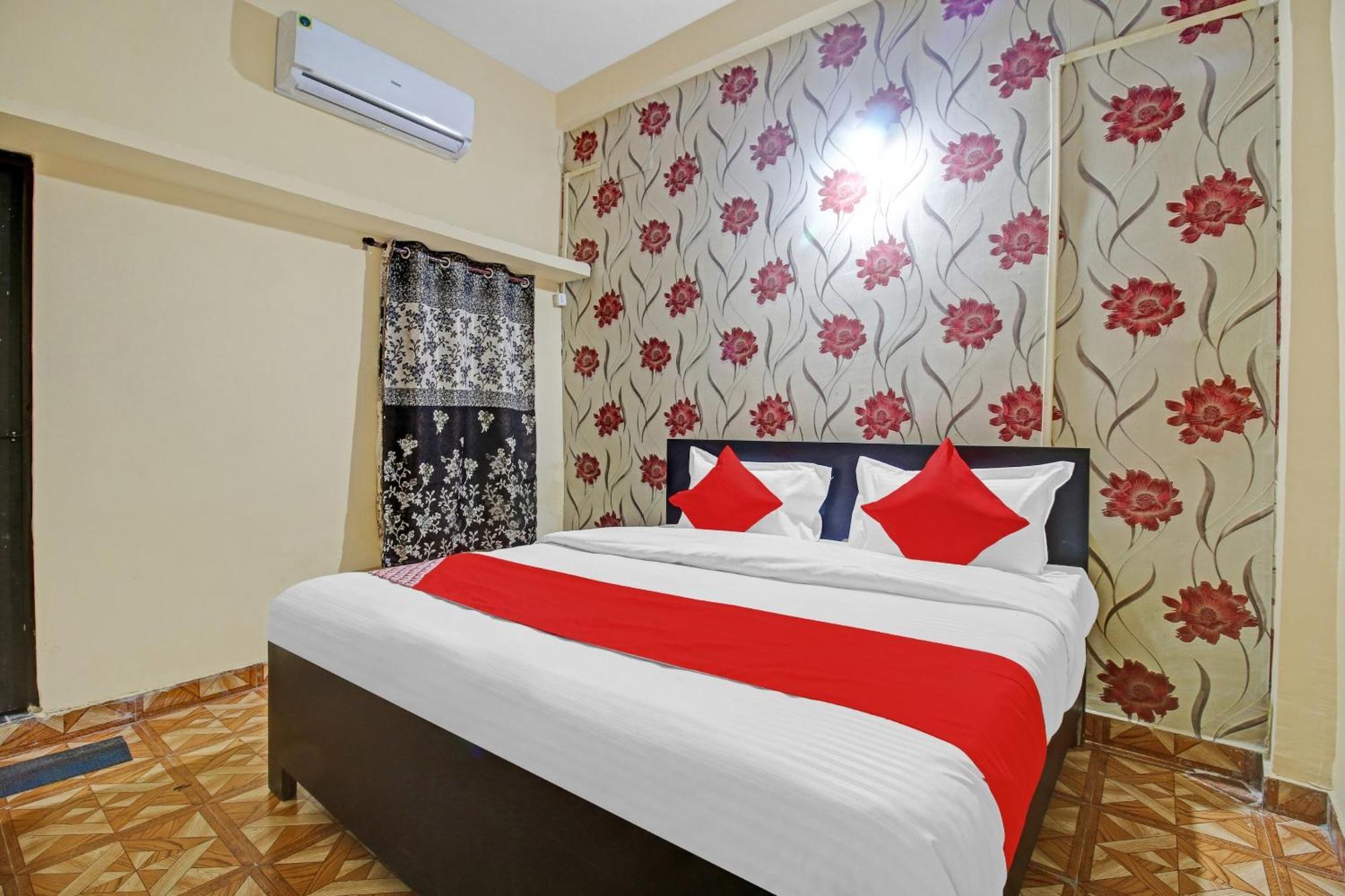 Capital O 85877 Hotel Red N Blue Bhopal Exterior foto